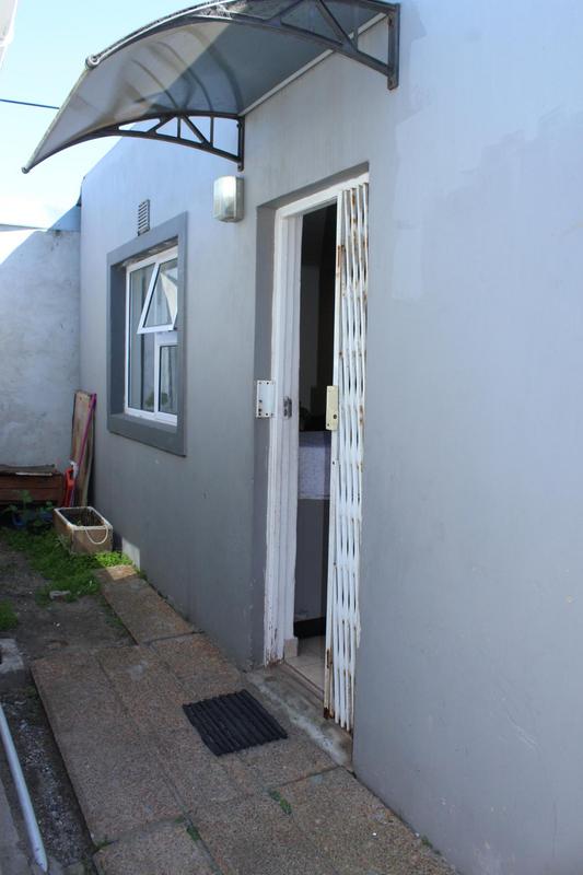 7 Bedroom Property for Sale in Vasco Estate Western Cape